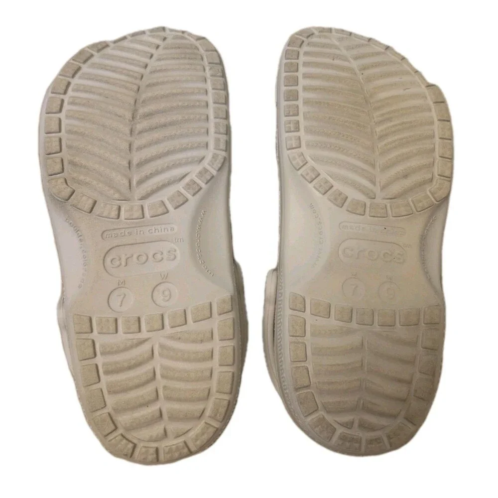Crocs Unisex Classic Clog Off White/Beige, Size Mens 7 Womens 9